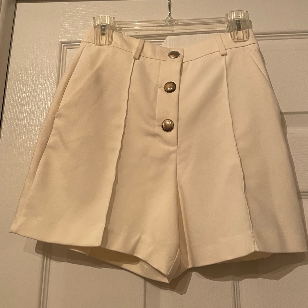 Zara High Waist Button Shorts. Off-White. Size Small.